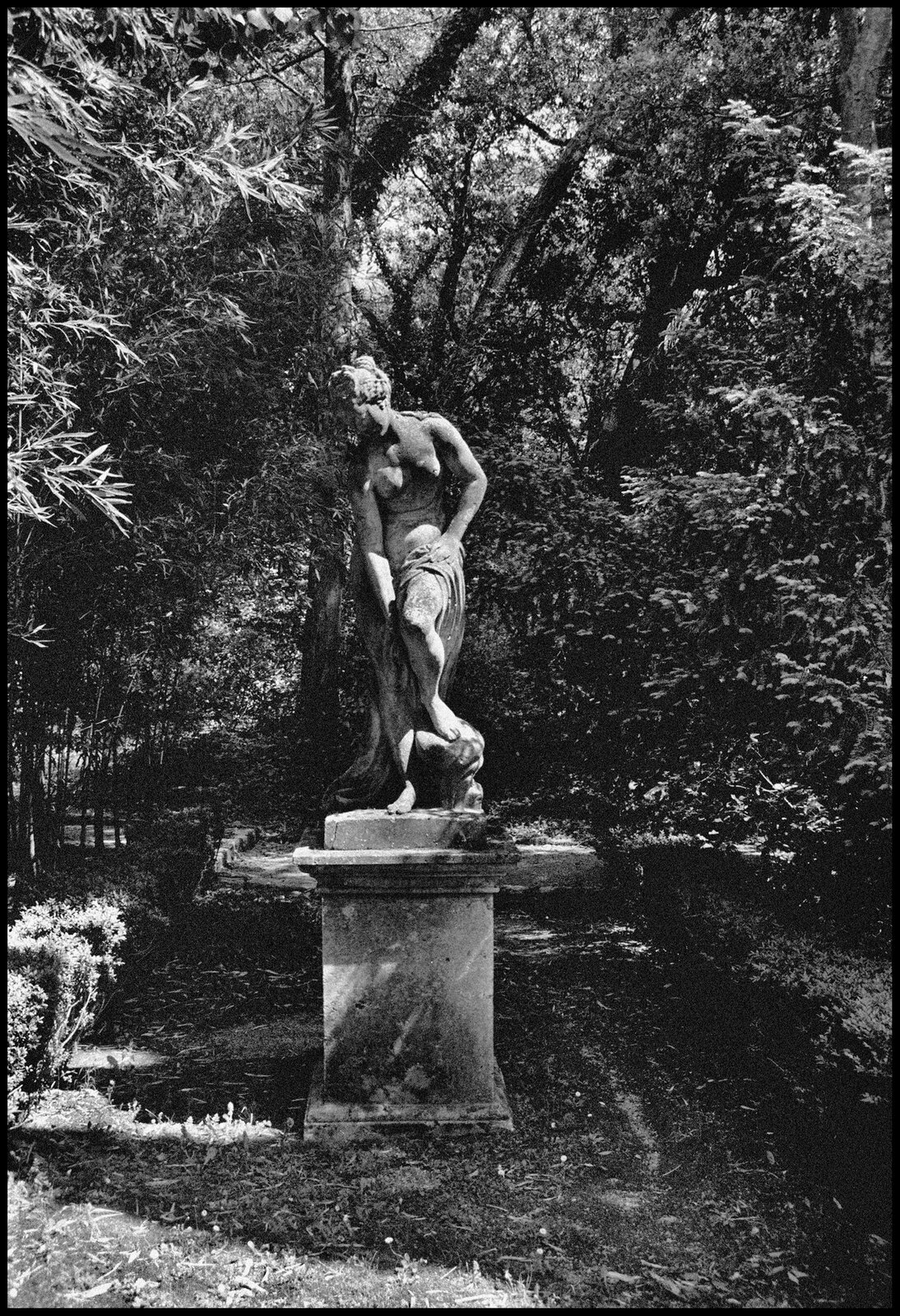 139 — Château de Christian Dior, Francie, 1973